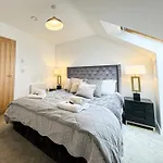 Long Term Business Stays - Relocating Families